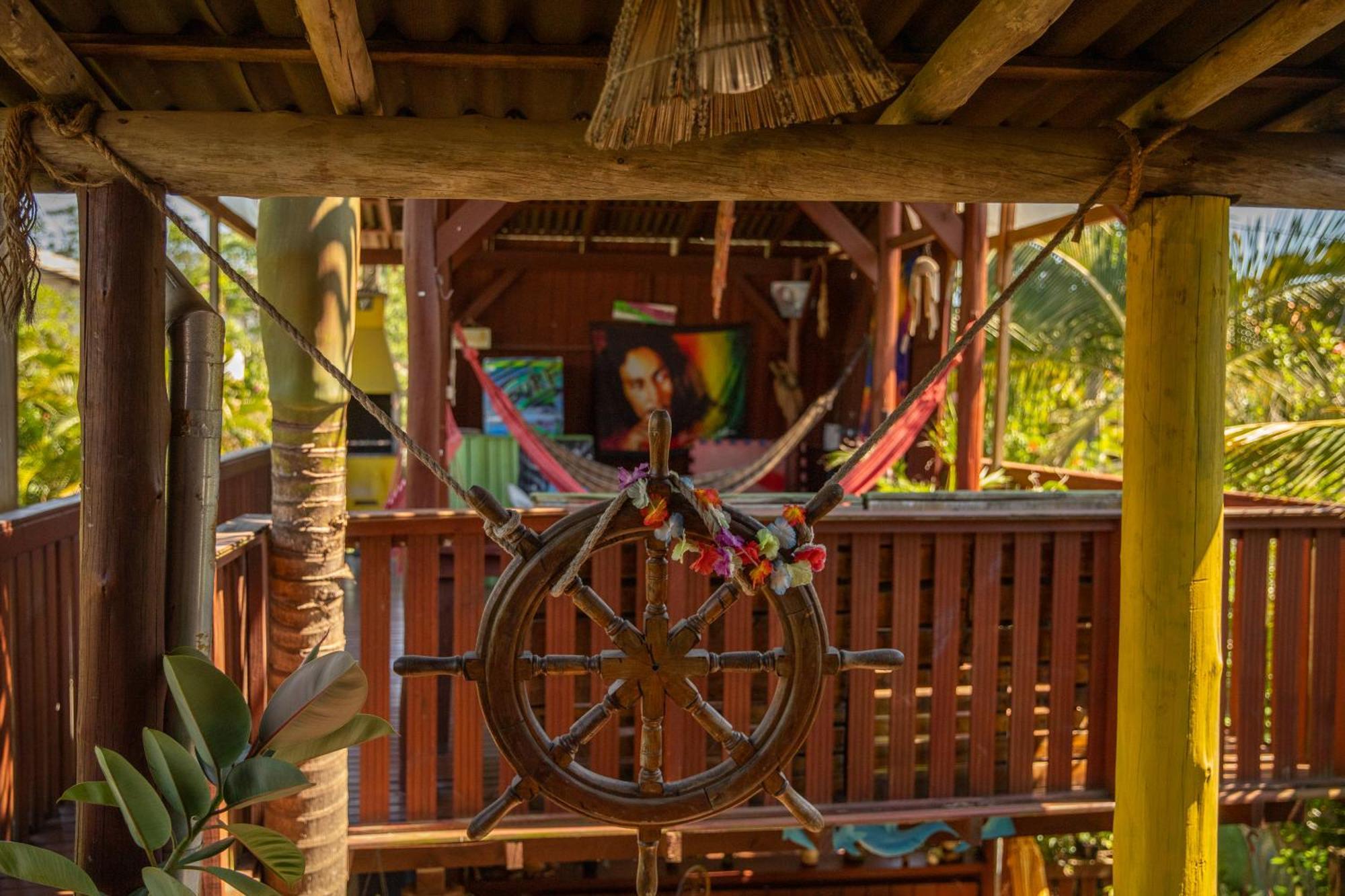Guarda Encantada Surf Hostel Palhoca Exterior photo